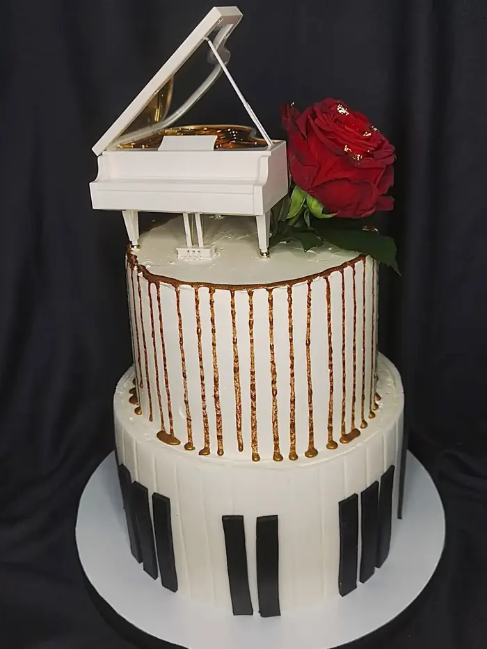 Torta Piano torta: Kinder Bueno · malina